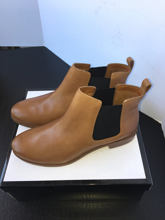 New Clark's Women Ankle Boots